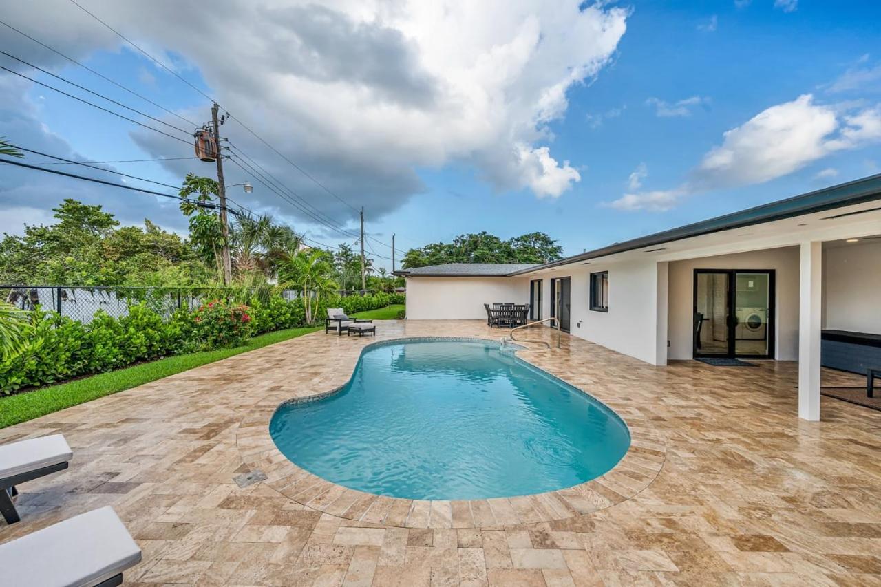 Sandals Beach Cottage Форт Лодърдейл Екстериор снимка